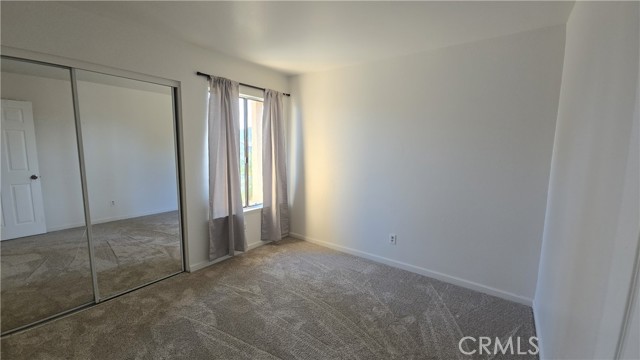 Detail Gallery Image 21 of 35 For 10387 Crossing Green Cir, Moreno Valley,  CA 92557 - 4 Beds | 2/1 Baths