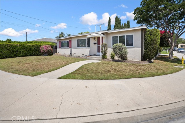 9559 Blackley Street, Temple City CA: https://media.crmls.org/medias/b5541131-393f-46c9-9a52-7db2ab6314f2.jpg