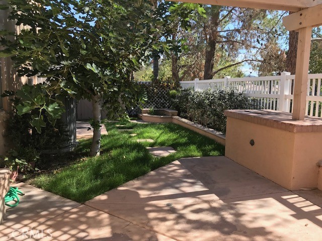 43065 Avola Court, Temecula CA: https://media.crmls.org/medias/b554dc52-46d1-43ea-8095-40500392cdec.jpg