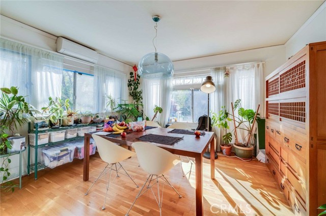 Detail Gallery Image 6 of 40 For 3215 Sherwood Ave, Alhambra,  CA 91801 - 5 Beds | 3 Baths