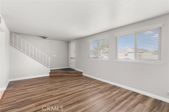 4128 Orange Avenue, Cypress CA: https://media.crmls.org/medias/b5564677-c8ff-4568-be16-fe47edd43f09.jpg