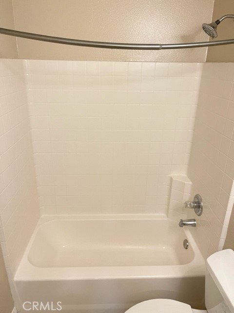 https://media.crmls.org/medias/b556533d-5d14-4c96-bb00-56c7e5105ead.jpg?preset=X-Large