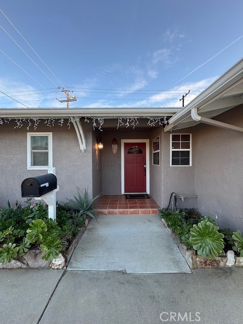 Detail Gallery Image 2 of 28 For 588 W Santa Paula St, Santa Paula,  CA 93060 - 4 Beds | 2 Baths