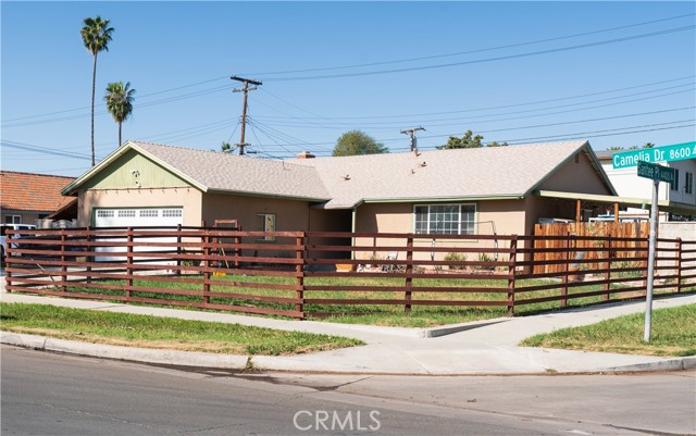 Detail Gallery Image 3 of 29 For 8673 Camelia Dr, Riverside,  CA 92504 - 3 Beds | 2 Baths