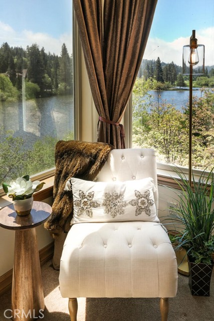 781 Brentwood Drive, Lake Arrowhead CA: https://media.crmls.org/medias/b5570f58-bd42-4014-9195-d2c29aecba90.jpg
