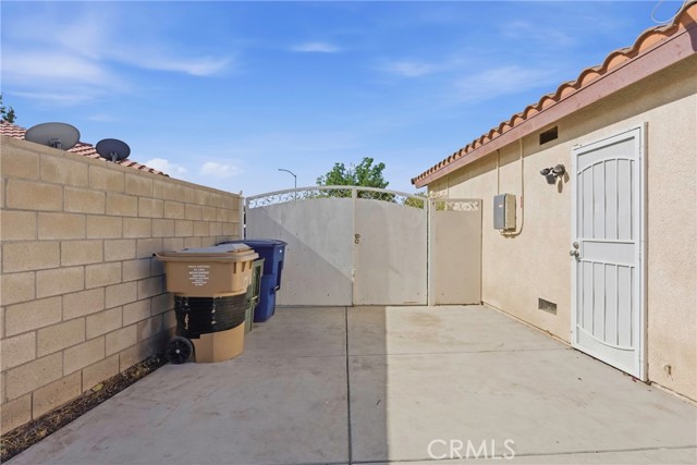 Detail Gallery Image 26 of 32 For 2306 Viso Way, Bakersfield,  CA 93313 - 3 Beds | 2 Baths