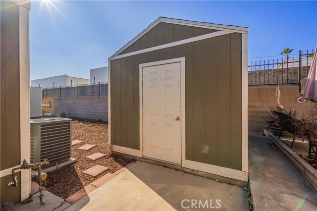 1456 E Philidelphia Street, Ontario CA: https://media.crmls.org/medias/b557785b-3eee-48a5-9e21-28351c5d3541.jpg