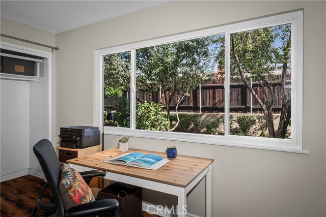 Detail Gallery Image 12 of 19 For 48 N Center St, Redlands,  CA 92373 - 2 Beds | 1 Baths