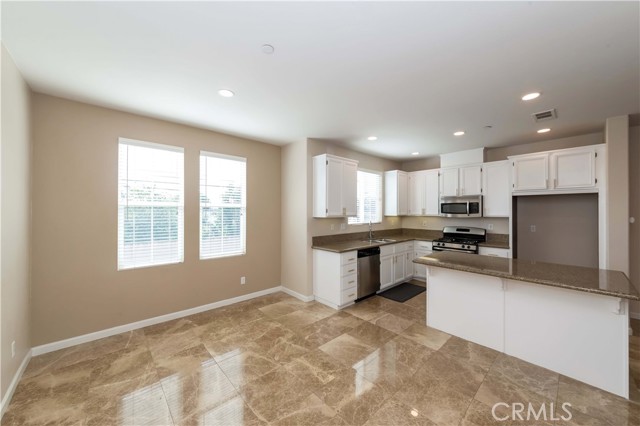 Detail Gallery Image 14 of 39 For 70 Stockton, Buena Park,  CA 90621 - 3 Beds | 2/1 Baths