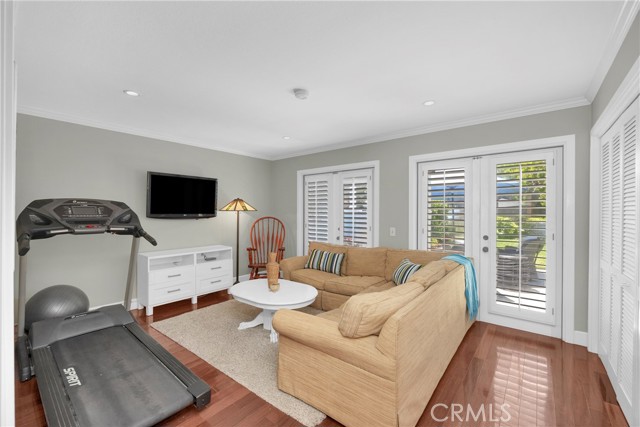 Detail Gallery Image 18 of 39 For 2300 Margaret Dr, Newport Beach,  CA 92663 - 4 Beds | 3 Baths