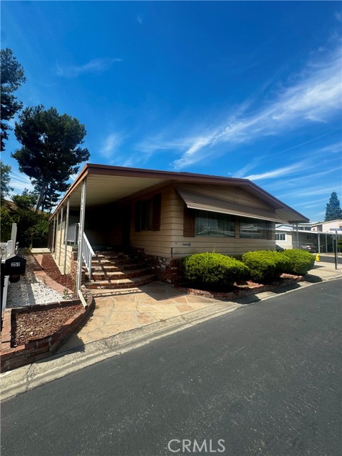 Detail Gallery Image 2 of 9 For 2851 Rolling Hills Dr #257,  Fullerton,  CA 92835 - 2 Beds | 2 Baths