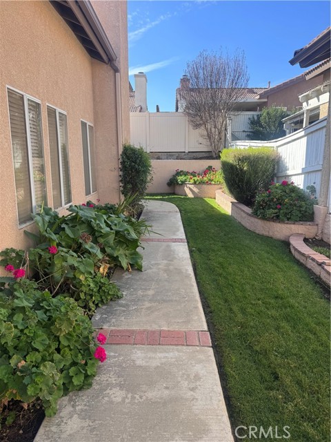 Detail Gallery Image 3 of 31 For 753 Amber Sky, Banning,  CA 92220 - 2 Beds | 2 Baths