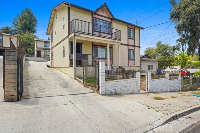 Detail Gallery Image 2 of 40 For 4960 4962 Gambier St, Los Angeles,  CA 90032 - – Beds | – Baths