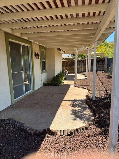 Detail Gallery Image 8 of 15 For 31683 Canyon Estates Dr, Lake Elsinore,  CA 92532 - 3 Beds | 2 Baths