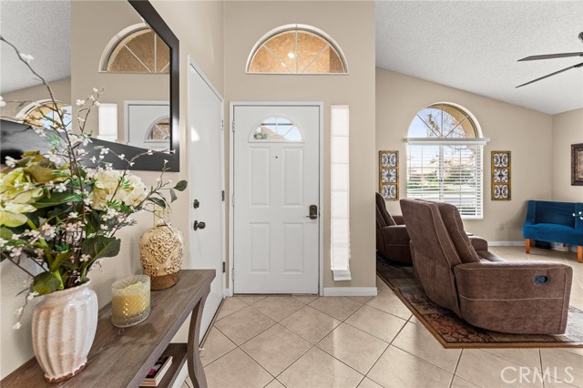 Detail Gallery Image 4 of 52 For 1154 Fairway Oaks, Banning,  CA 92220 - 2 Beds | 2 Baths