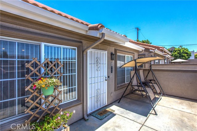 Detail Gallery Image 5 of 30 For 25545 Prospect Ave, Loma Linda,  CA 92354 - 3 Beds | 3 Baths