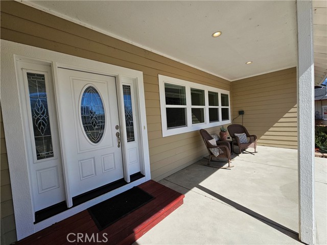 Detail Gallery Image 2 of 34 For 19240 Meadow Ct, Hidden Valley Lake,  CA 95467 - 3 Beds | 2 Baths