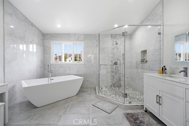 Detail Gallery Image 21 of 26 For 2443 Swanfield Ct, Thousand Oaks,  CA 91361 - 3 Beds | 2/1 Baths