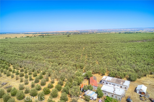16 Rocky Drive, Oroville CA: https://media.crmls.org/medias/b55a16ec-5742-4f95-8b5b-74cdface644d.jpg