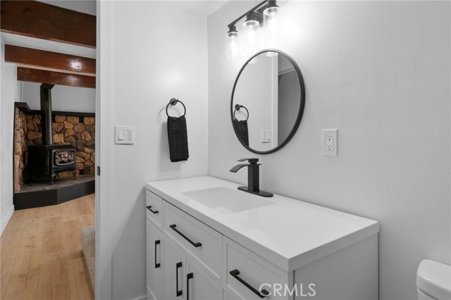 Detail Gallery Image 19 of 36 For 2198 4th Ln, Big Bear City,  CA 92314 - 3 Beds | 2/1 Baths