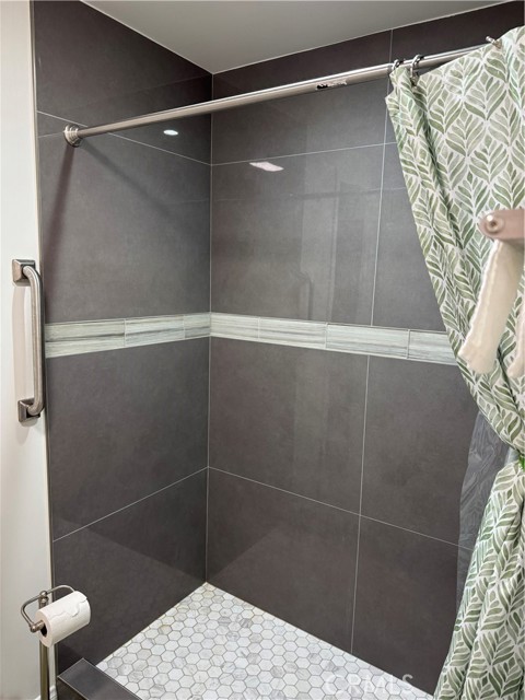 Detail Gallery Image 11 of 23 For 1505 W Nottingham Ln, Anaheim,  CA 92802 - 3 Beds | 3 Baths