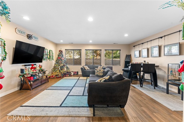 Detail Gallery Image 9 of 43 For 1449 Underhill Ct, Beaumont,  CA 92223 - 4 Beds | 3/1 Baths