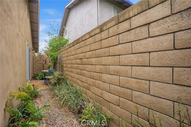 Detail Gallery Image 28 of 30 For 9911 Constitution Dr, Huntington Beach,  CA 92646 - 4 Beds | 2 Baths