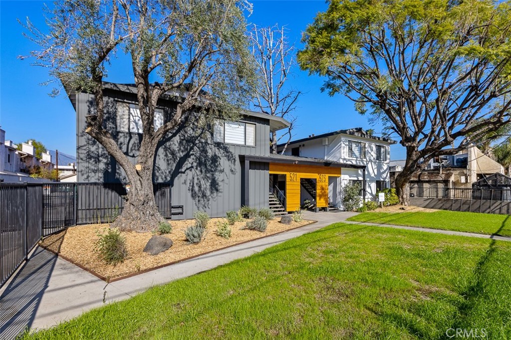 521 E Live Oak Avenue, Arcadia, CA 91006