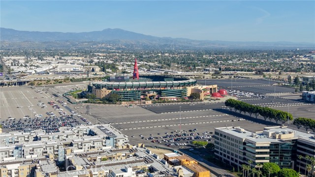 Detail Gallery Image 35 of 37 For 1801 E Katella #2096,  Anaheim,  CA 92805 - 1 Beds | 1 Baths