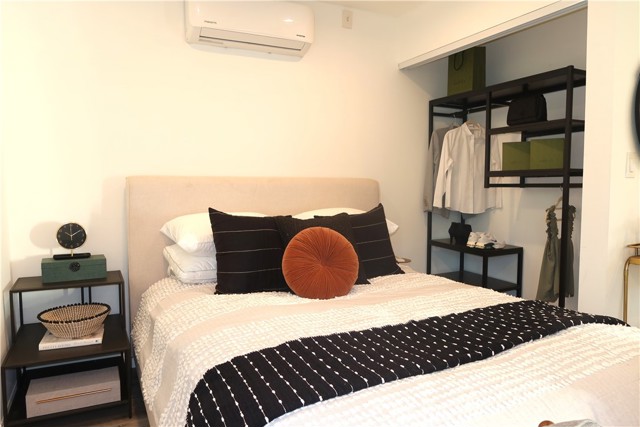 Detail Gallery Image 6 of 30 For 6602 De Celis Pl, Van Nuys,  CA 91406 - 1 Beds | 1 Baths