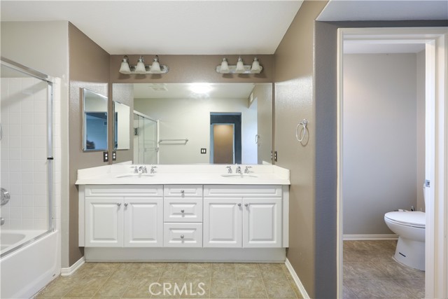 Detail Gallery Image 22 of 28 For 155 Zephyr Run, Tustin,  CA 92782 - 3 Beds | 3/1 Baths
