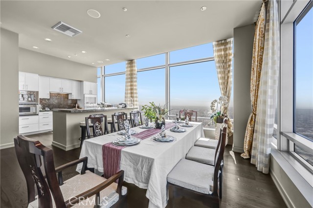 Detail Gallery Image 16 of 56 For 900 W Olympic Bld 50a,  Los Angeles,  CA 90015 - 3 Beds | 4 Baths