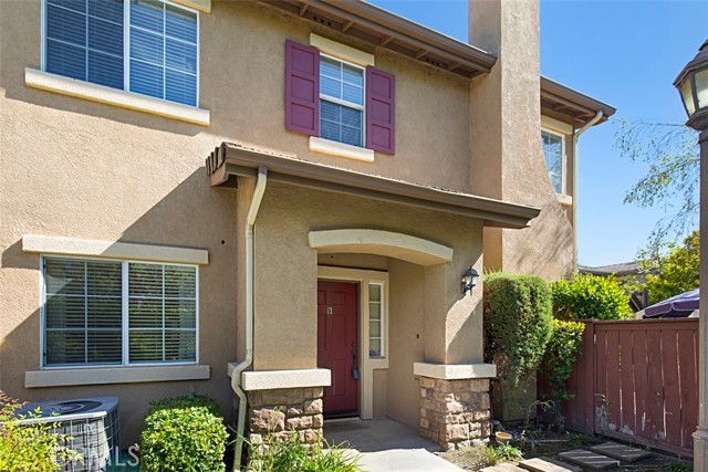 Detail Gallery Image 1 of 10 For 26133 Williams Way #B,  Murrieta,  CA 92563 - 3 Beds | 3 Baths