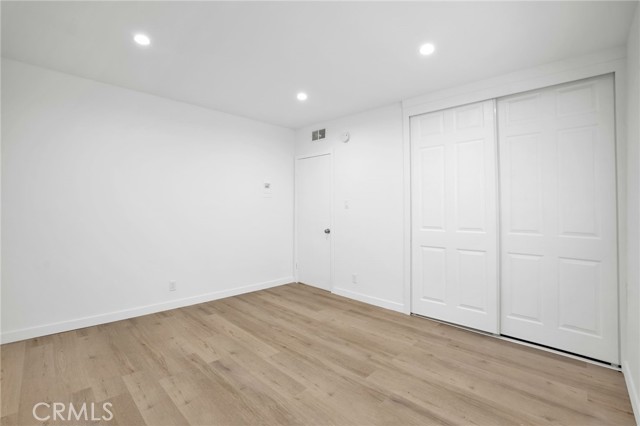 Detail Gallery Image 11 of 17 For 13018 Valleyheart Dr #4,  Studio City,  CA 91604 - 1 Beds | 1 Baths