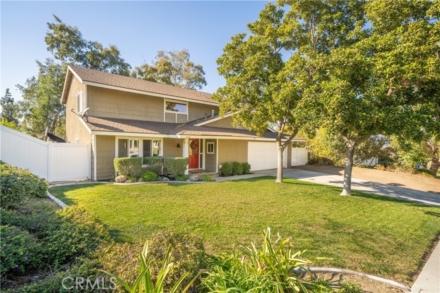 6169 Promontory Ln, Riverside, CA 92506