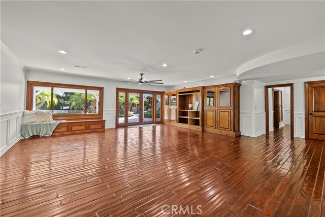 Detail Gallery Image 19 of 63 For 10132 Wish, Northridge,  CA 91325 - 4 Beds | 3 Baths