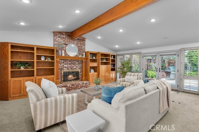 4713 Paseo De Las Tortugas, Torrance CA: https://media.crmls.org/medias/b562827a-2bf7-4c4b-9661-ca8ab10ae738.jpg