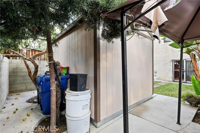 Detail Gallery Image 37 of 58 For 9923 Beach St, Los Angeles,  CA 90002 - 3 Beds | 2 Baths