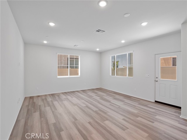 40387 Via Olorosso, Temecula CA: https://media.crmls.org/medias/b563364e-06d0-4012-bad4-6704ddc47d6d.jpg