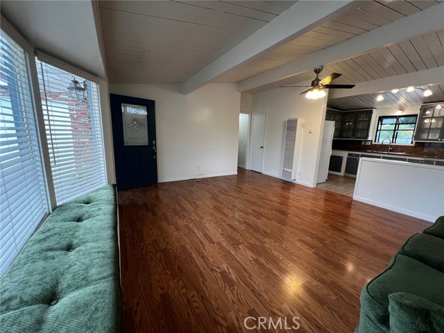 Detail Gallery Image 10 of 42 For 17139 E Newburgh St, Azusa,  CA 91702 - 4 Beds | 2 Baths