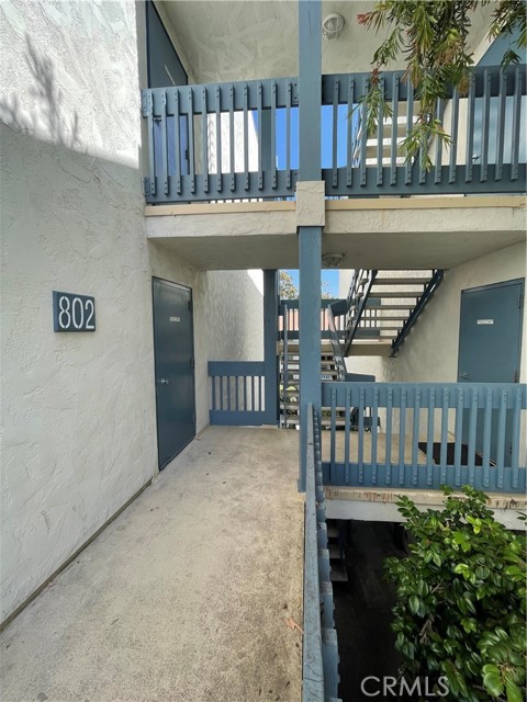 802 Camino Real, Redondo Beach, California 90277, 1 Bedroom Bedrooms, ,1 BathroomBathrooms,Residential,Sold,Camino Real,AR22150106