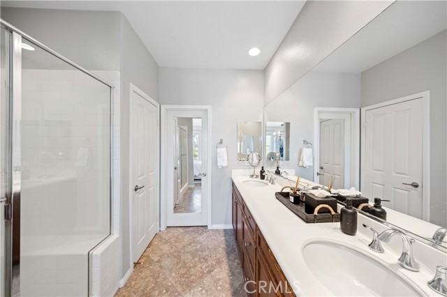 Detail Gallery Image 16 of 22 For 1408 Montgomery St, Tustin,  CA 92782 - 2 Beds | 2/1 Baths