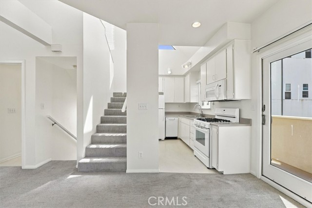 17 16th Street photo 53