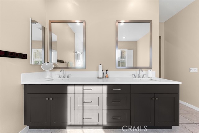 Detail Gallery Image 35 of 70 For 115 Frame, Irvine,  CA 92618 - 3 Beds | 2/1 Baths