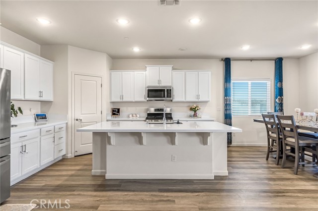 3449 Running Brook Street, Madera CA: https://media.crmls.org/medias/b566f871-8e8b-48f5-9f5b-b9b955e8e0e0.jpg