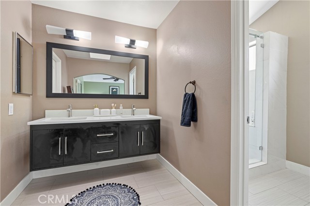 Detail Gallery Image 32 of 53 For 23644 Mesa Ct, Valencia,  CA 91355 - 3 Beds | 3 Baths