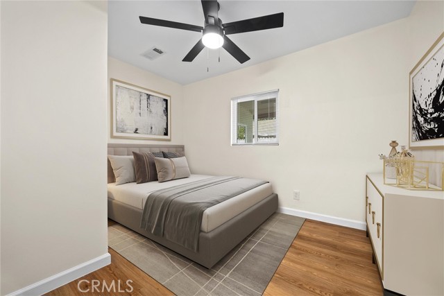 326 Water Street, Bakersfield CA: https://media.crmls.org/medias/b5671ac2-0a11-41f2-a529-9bd7c6a666d3.jpg