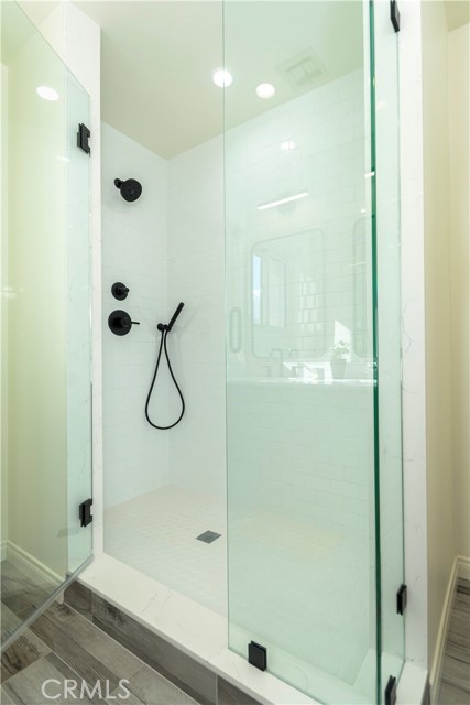 Detail Gallery Image 35 of 50 For 251 N Whitnall, Burbank,  CA 91505 - 4 Beds | 3 Baths