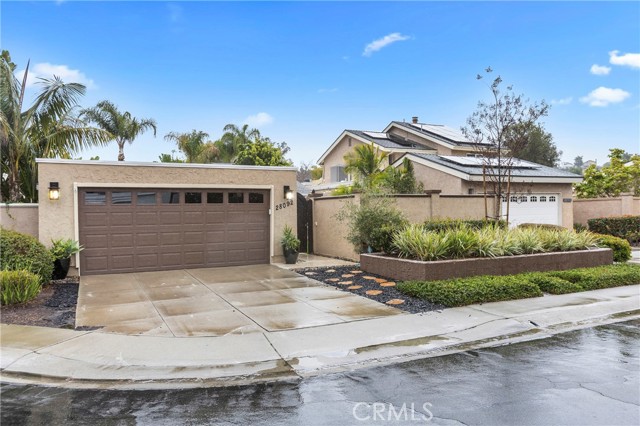 Front Image Thumbnail for CROC26038620