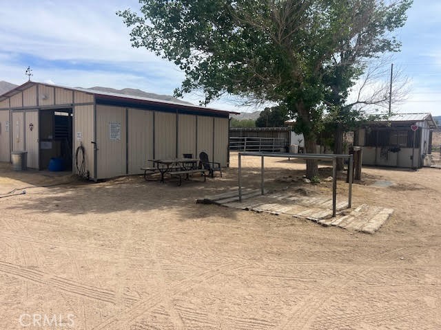 19821 Danielle Way, Apple Valley CA: https://media.crmls.org/medias/b567d36f-0527-4503-a284-6065908c2837.jpg